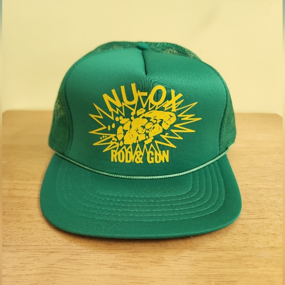 Small-town Vtg. Snapback - Picture 1 of 7